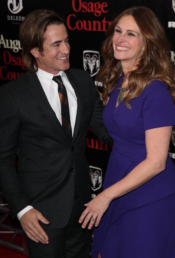 Julia Roberts and Dermot Mulroney at the premiere of August: Osage County