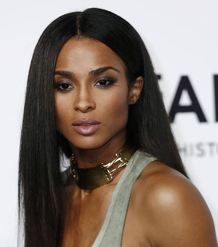 Ciara chose to amp up the fierceness with a gold bangle, a couple of gold rings, and a chunky gold choker that really punctuated and polished the whole look