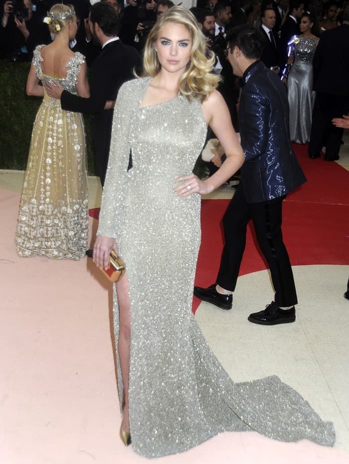 Kate Upton in a gorgeous cutout Topshop dress at the Metropolitan Museum of Art Costume Institute Gala: Manus x Machina: Fashion in the Age of Technology
