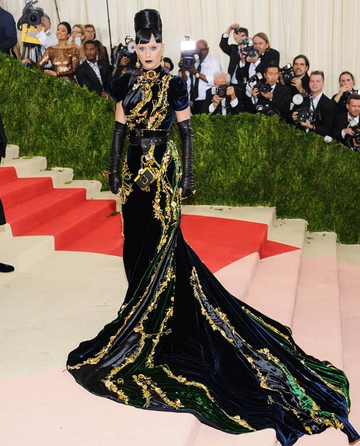 Katy Perry in a pattern-heavy gown at the 2016 Metropolitan Museum of Art Costume Institute Gala – Manus x Machina: Fashion in the Age of Technology